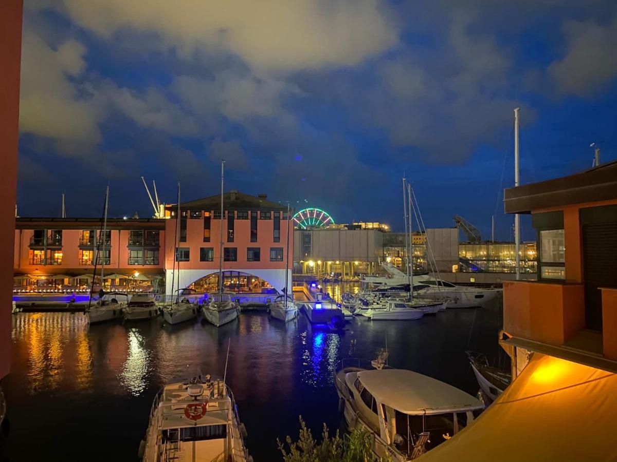 Le Finestre Sull'Acquario Apartment Genoa Exterior photo
